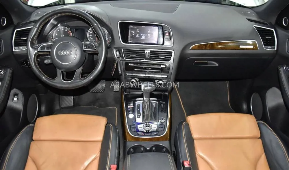 Audi Q5 2016 for Sale in Dubai Image-11