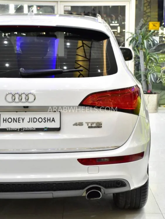 Audi Q5 2016 for Sale in Dubai Image-9