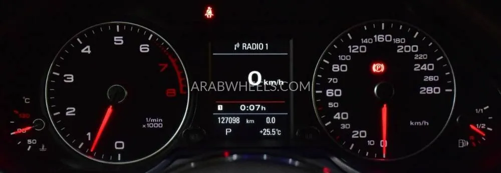 Audi Q5 2016 for Sale in Dubai Image-13