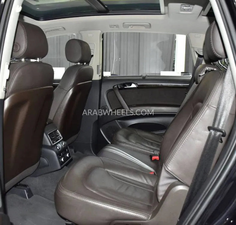 Audi Q7 2014 for Sale in Dubai Image-17