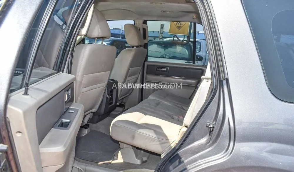 Ford Expedition 2011 for Sale in Dubai Image-5