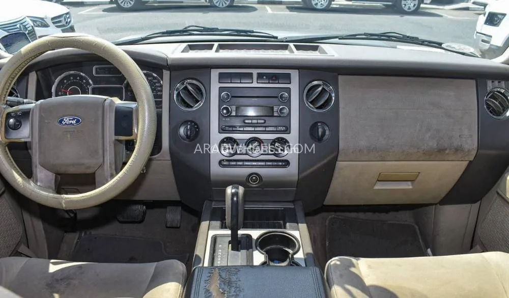 Ford Expedition 2011 for Sale in Dubai Image-6