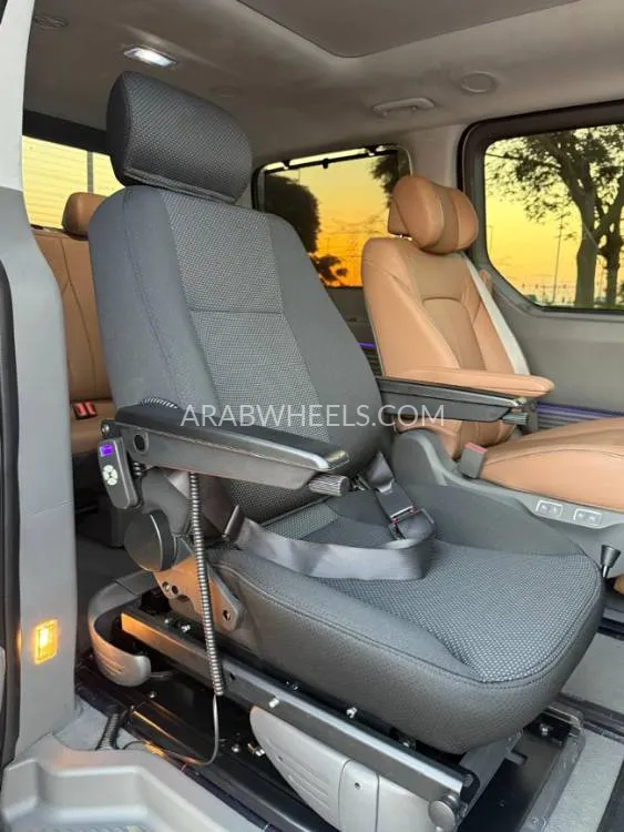 هيونداي ستاريا 2024 for Sale in دبي Image-6