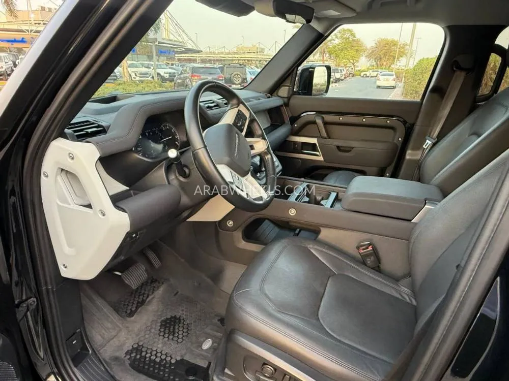 Land Rover Defender 2023 for Sale in Dubai Image-13