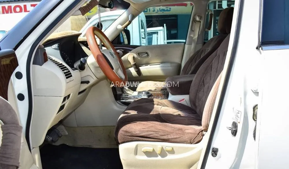 Nissan Patrol 2013 for Sale in Dubai Image-4