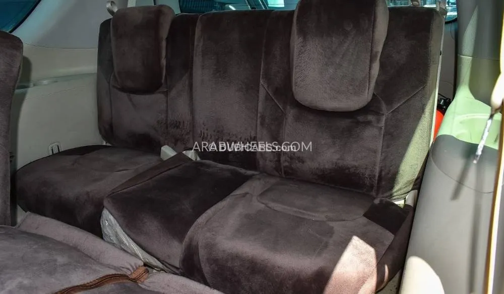 Nissan Patrol 2013 for Sale in Dubai Image-12