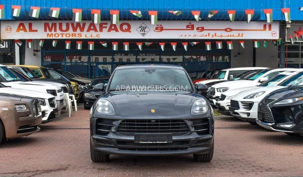 Porsche Macan 2021 for Sale in Dubai Image-2