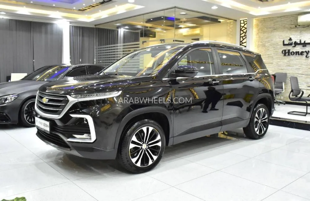 Chevrolet Captiva 2023 for Sale in Dubai Image-3