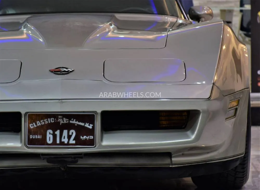 Chevrolet Corvette 1982 for Sale in Dubai Image-4
