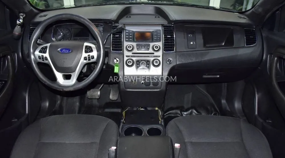 Ford Taurus 2015 for Sale in Dubai Image-11