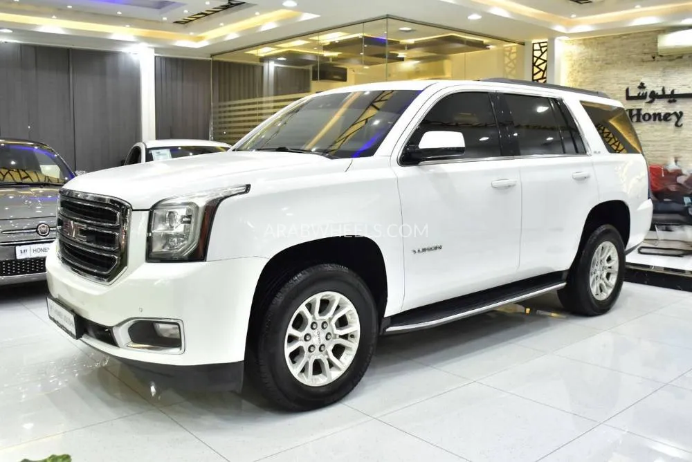 GMC Yukon 2019 for Sale in Dubai Image-3