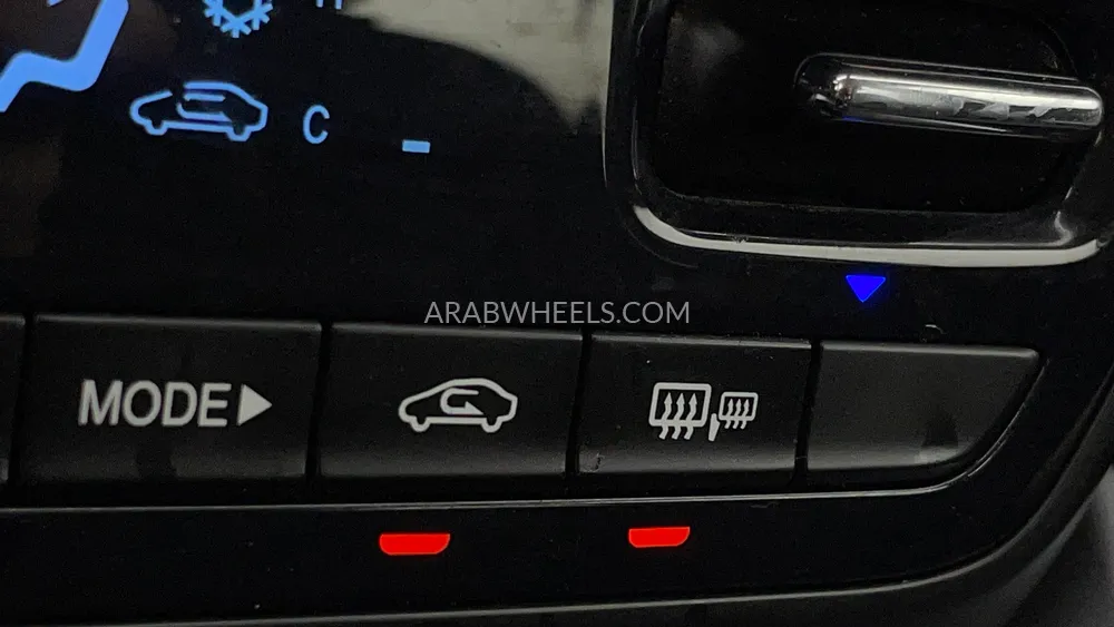 Chevrolet Groove 2023 for Sale in Dubai Image-36