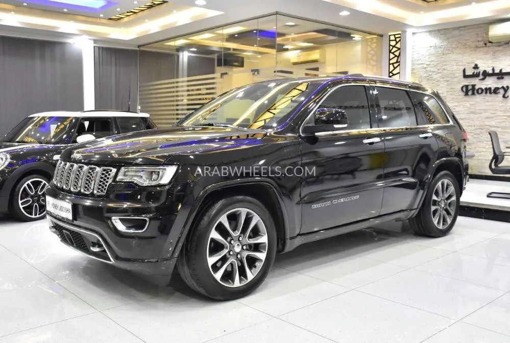 Jeep Cherokee 2018 for Sale in Dubai Image-3