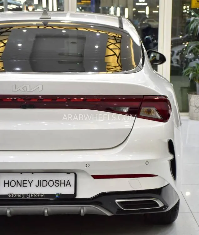 Kia K5 2023 for Sale in Dubai Image-9