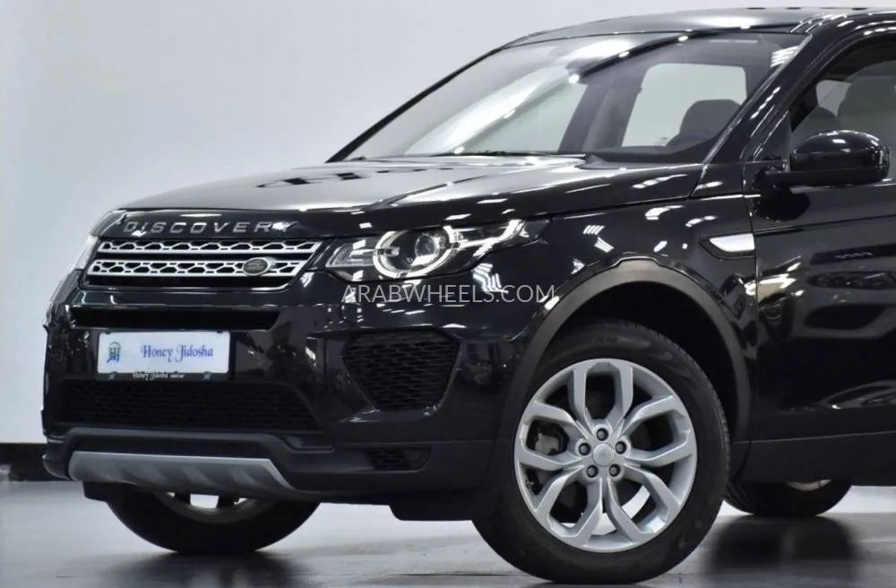 Land Rover Discovery Sport 2018 for Sale in Dubai Image-5