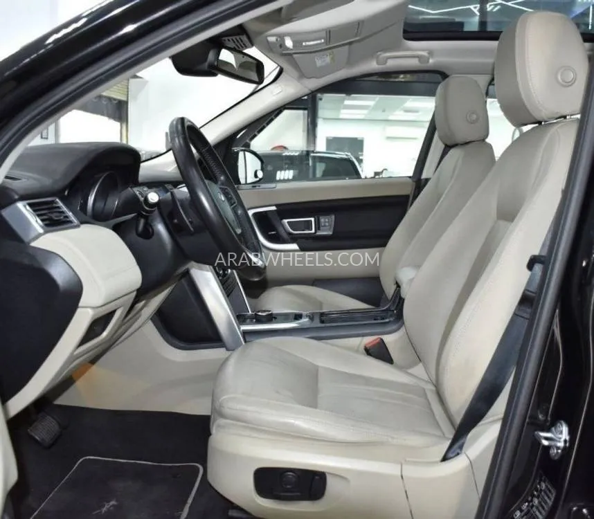 Land Rover Discovery Sport 2018 for Sale in Dubai Image-11