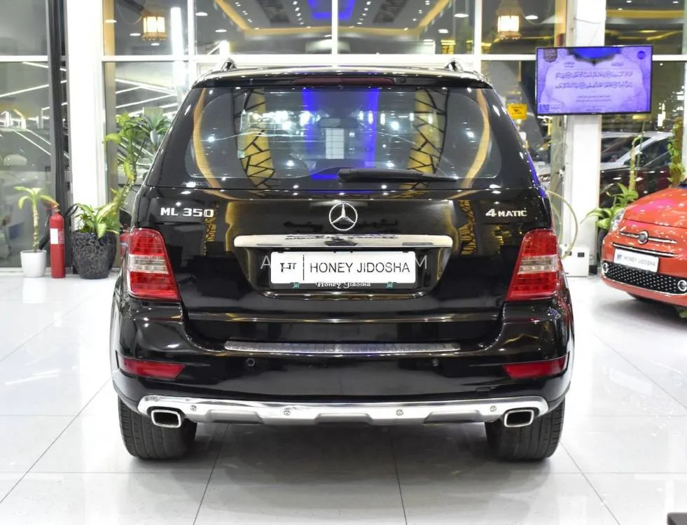 Mercedes Benz ML Class 2011 for Sale in Dubai Image-5