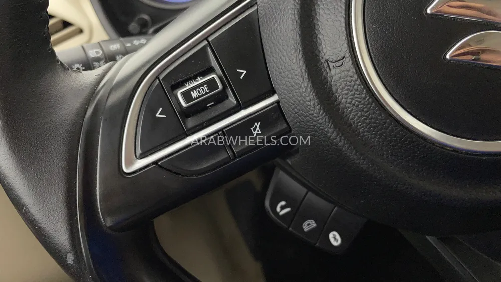 Suzuki Dzire 2022 for Sale in Dubai Image-36