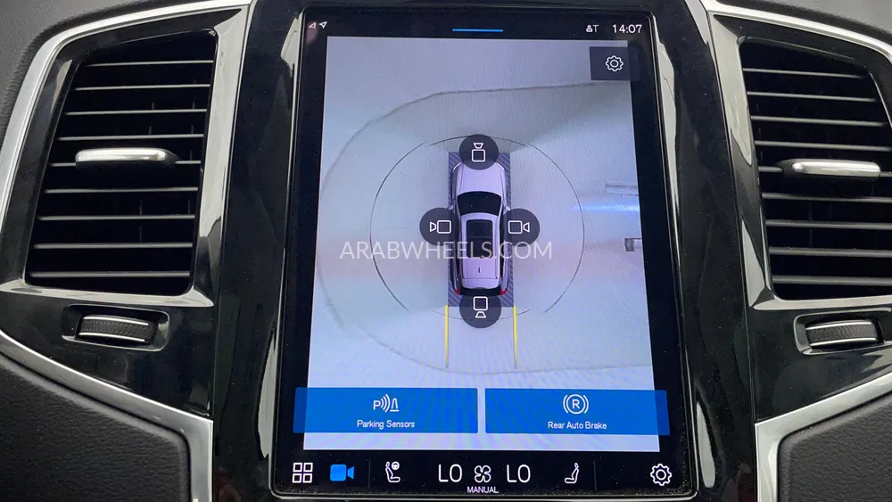 Volvo XC90 2023 for Sale in Dubai Image-16