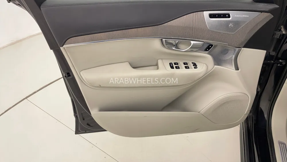 Volvo XC90 2023 for Sale in Dubai Image-21