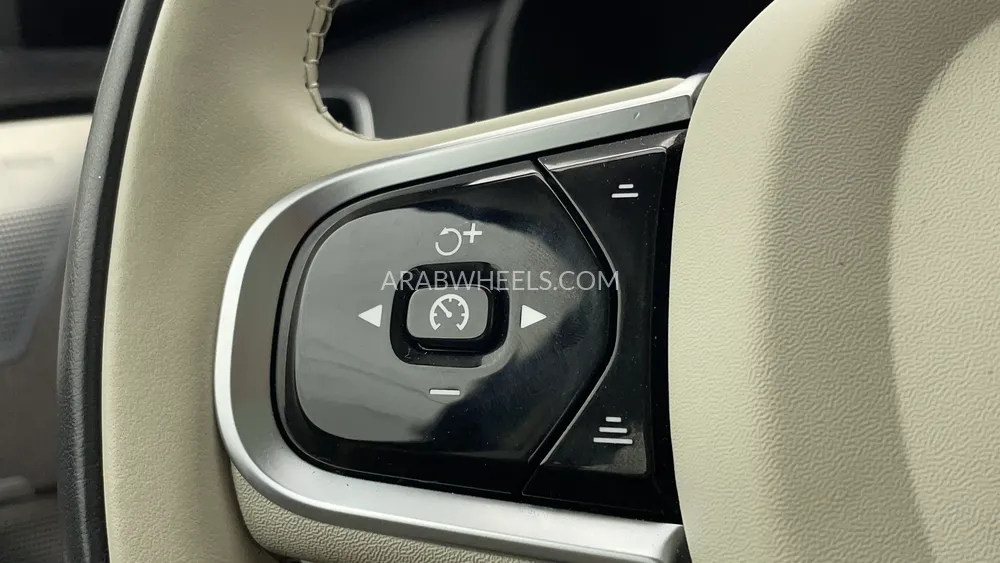 Volvo XC90 2023 for Sale in Dubai Image-52