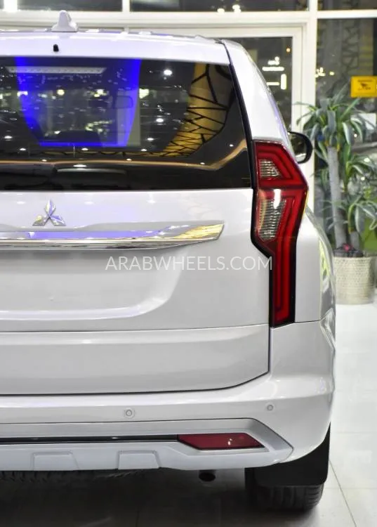 Mitsubishi Montero Sport 2021 for Sale in Dubai Image-9