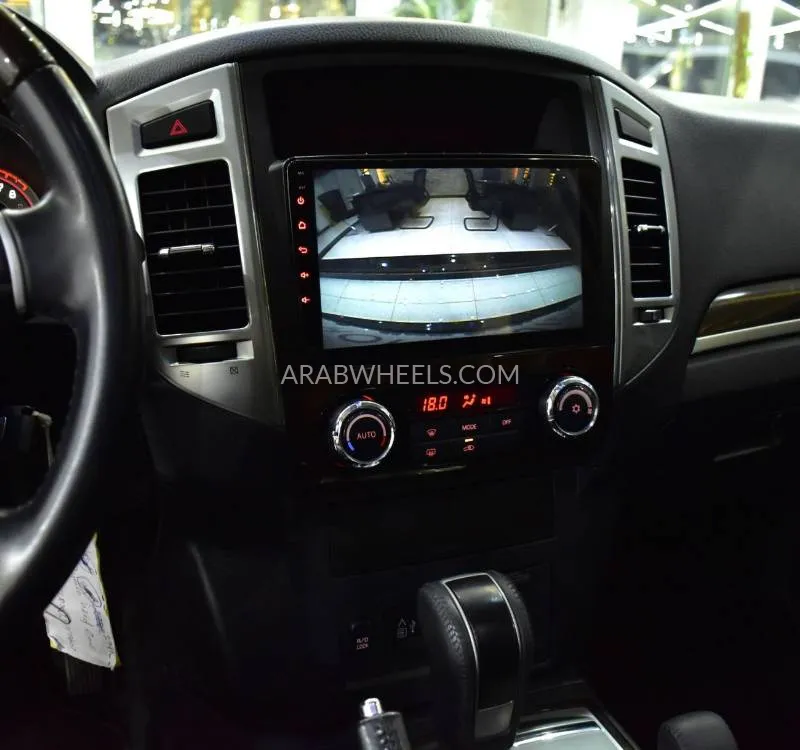 Mitsubishi Pajero 2018 for Sale in Dubai Image-15