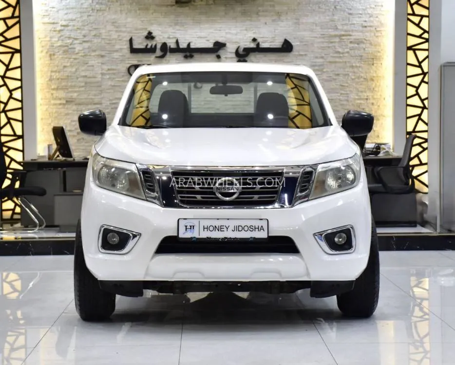 Nissan Navara 2019 for Sale in Dubai Image-2