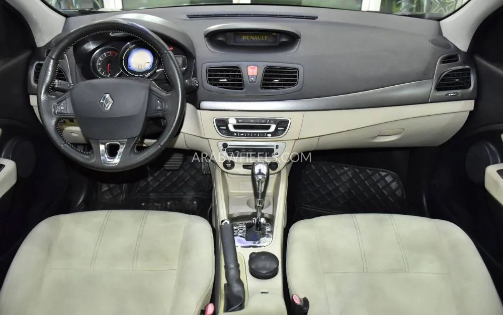 Renault Megane 2015 for Sale in Dubai Image-11