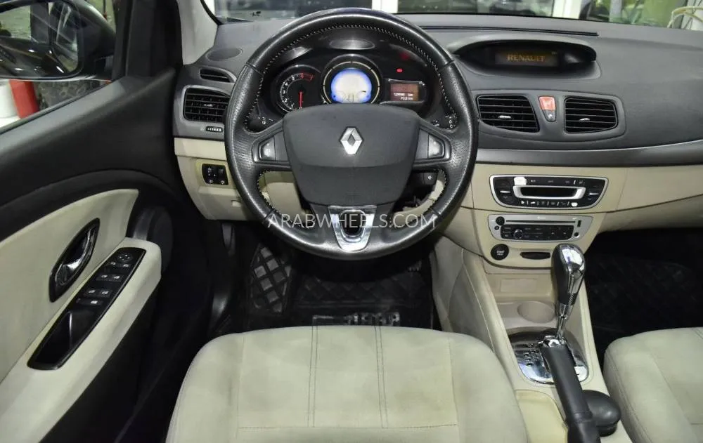 Renault Megane 2015 for Sale in Dubai Image-12