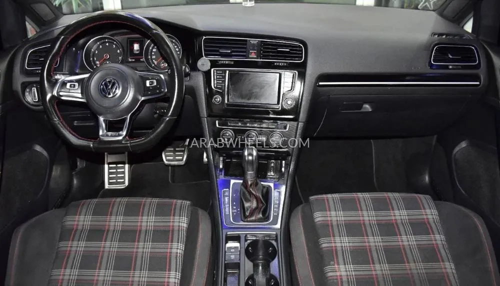 Volkswagen Golf GTI 2017 for Sale in Dubai Image-10