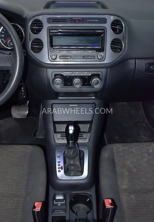 Volkswagen Tiguan 2015 for Sale in Dubai Image-14