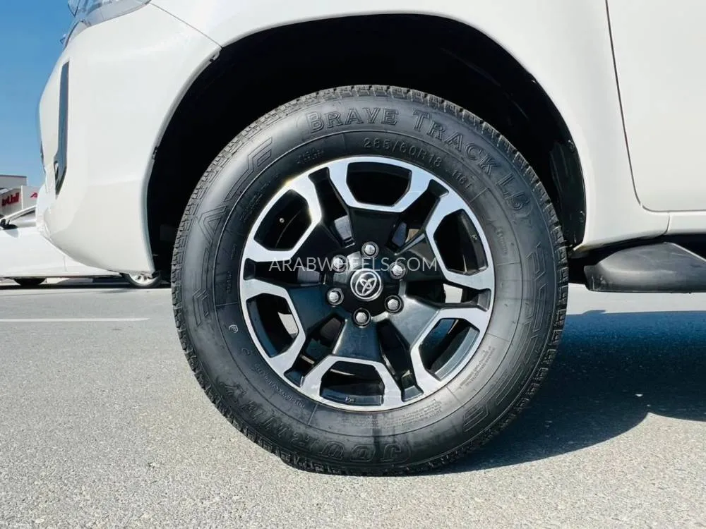 تويوتا هايلوكس 2021 for Sale in دبي Image-5