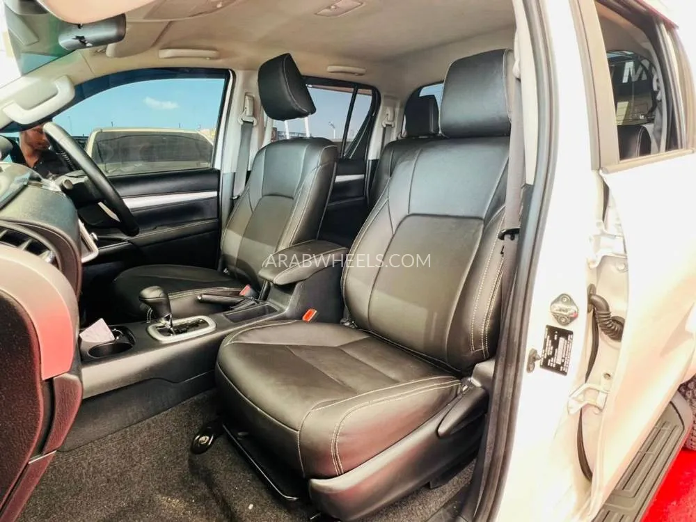 تويوتا هايلوكس 2021 for Sale in دبي Image-23