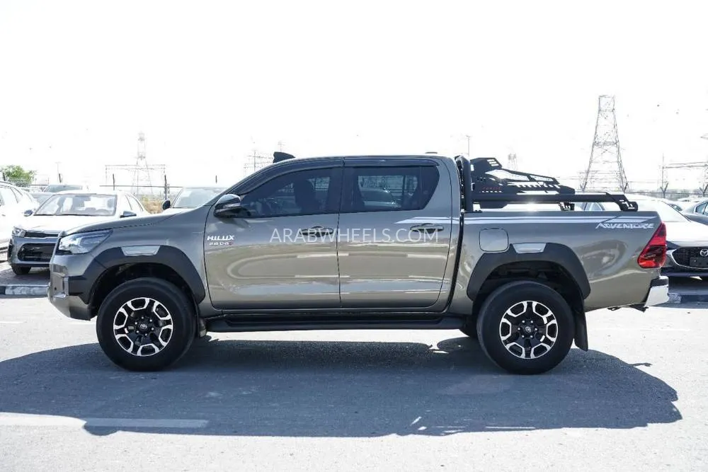 تويوتا هايلوكس 2024 for Sale in دبي Image-4