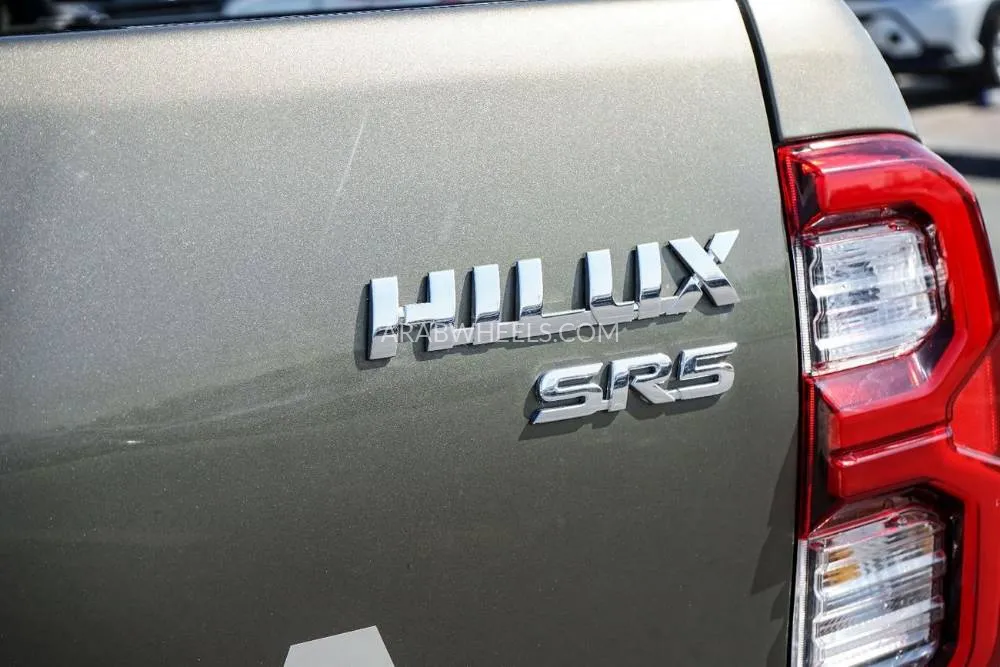 تويوتا هايلوكس 2024 for Sale in دبي Image-13