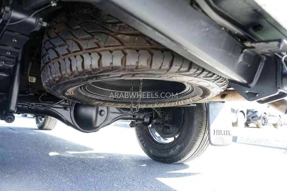 تويوتا هايلوكس 2024 for Sale in دبي Image-17