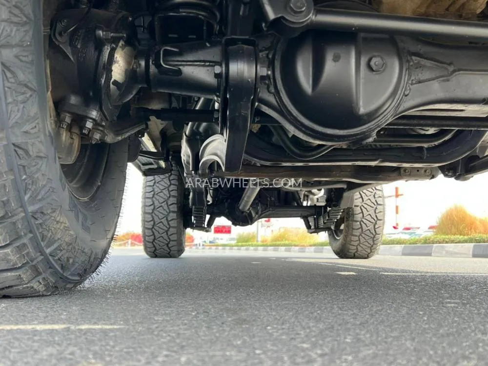 تويوتا لاند كروزر 70 سيريز 2022 for Sale in دبي Image-23