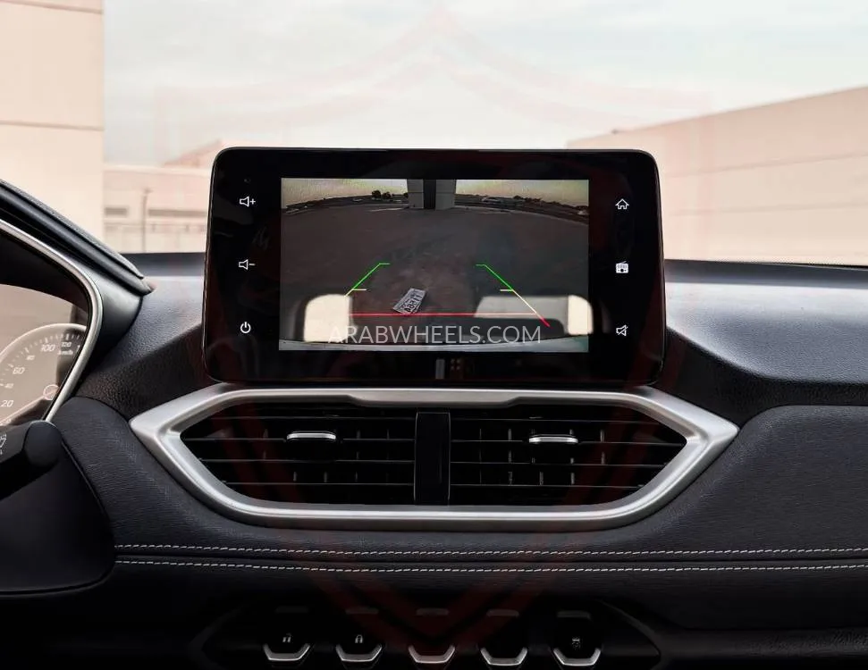 Chevrolet Captiva 2023 for Sale in Sharjah Image-16