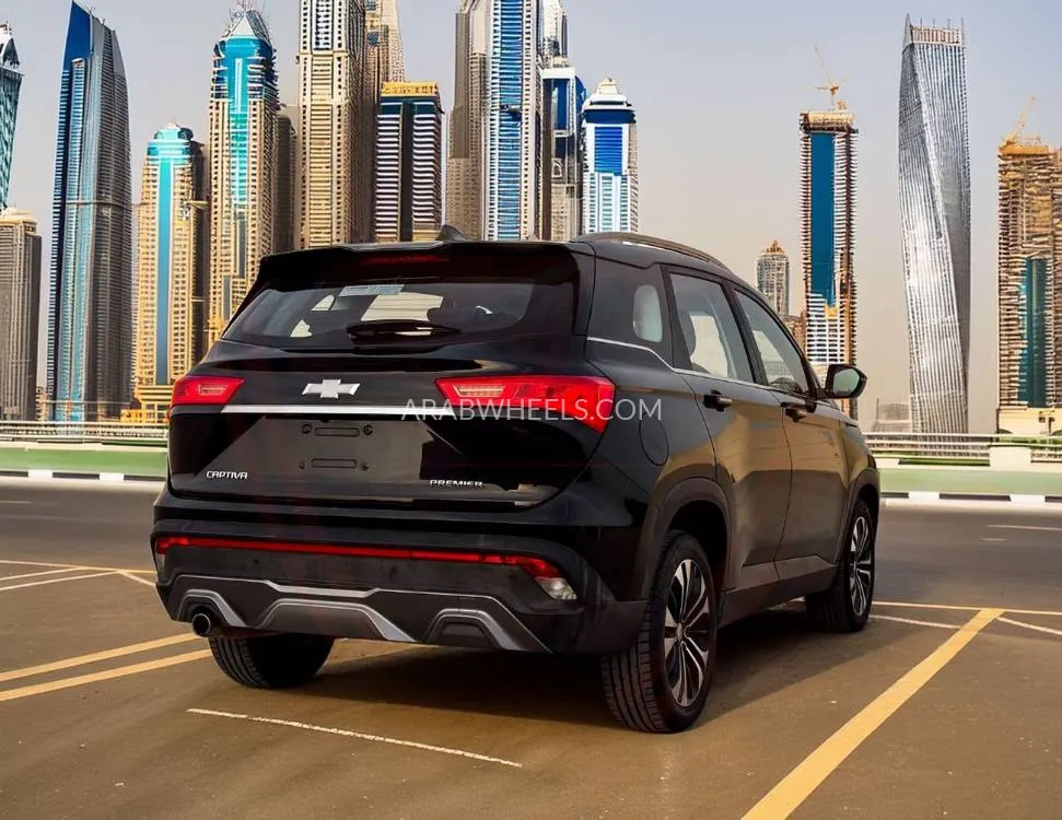 Chevrolet Captiva 2022 for Sale in Sharjah Image-6