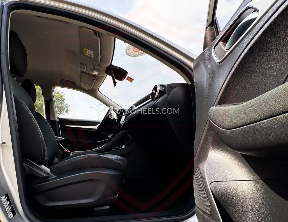 MG EZS 2023 for Sale in Sharjah Image-9