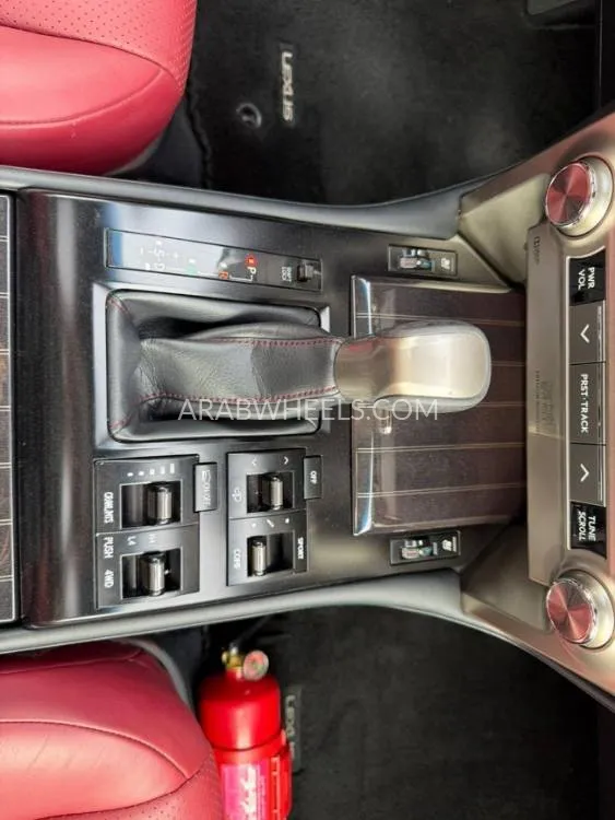 Lexus GX 2020 for Sale in Dubai Image-17