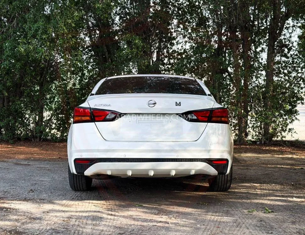 Nissan Altima 2022 for Sale in Sharjah Image-5