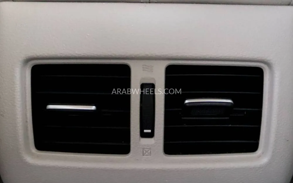Nissan Altima 2022 for Sale in Sharjah Image-11