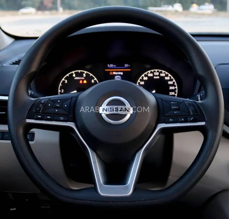 Nissan Altima 2022 for Sale in Sharjah Image-13