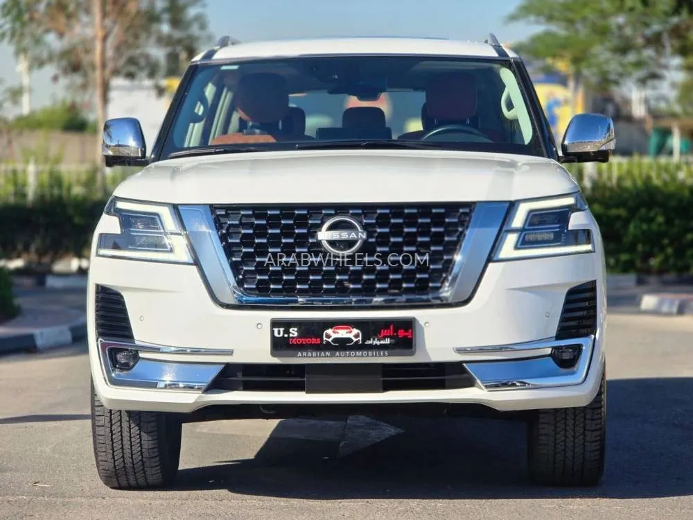 Nissan Patrol 2023 for Sale in Dubai Image-2