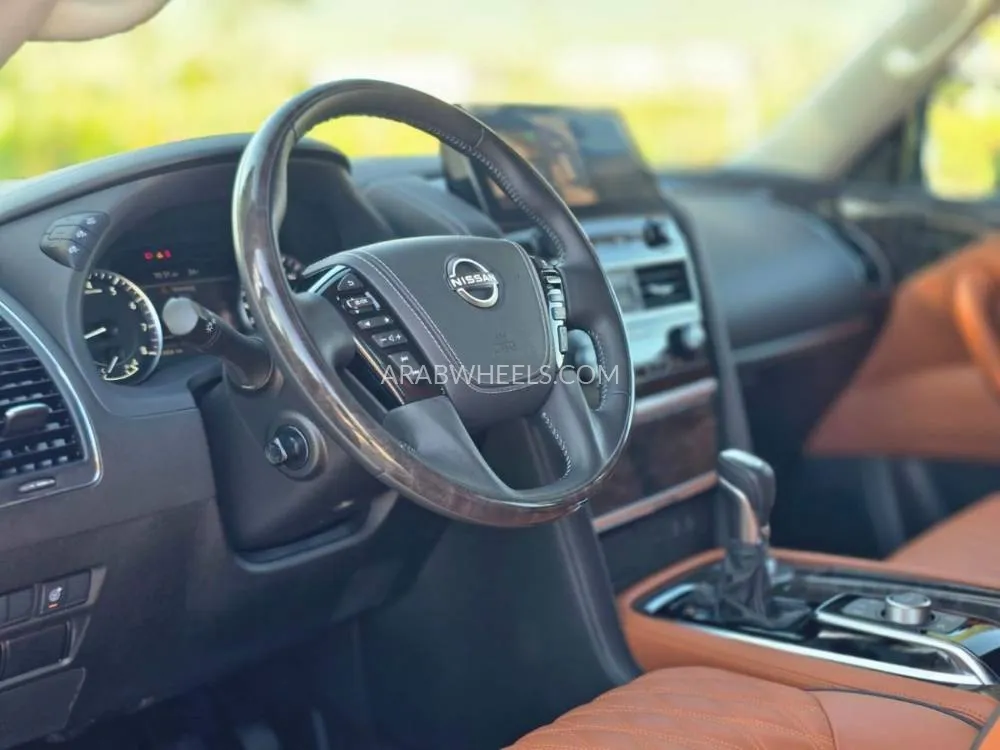 Nissan Patrol 2023 for Sale in Dubai Image-8