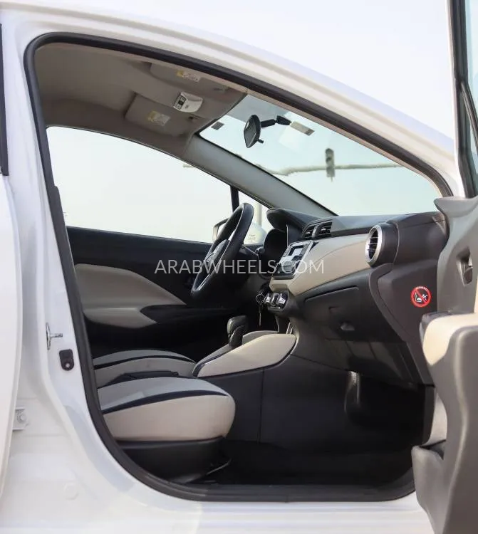 Nissan Sunny 2022 for Sale in Sharjah Image-9