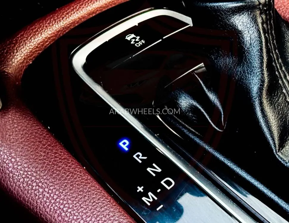 تويوتا كورولا كروس 2024 for Sale in الشارقة Image-15