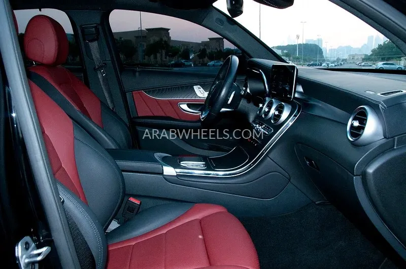 Mercedes Benz GLC Class 2023 for Sale in Dubai Image-10